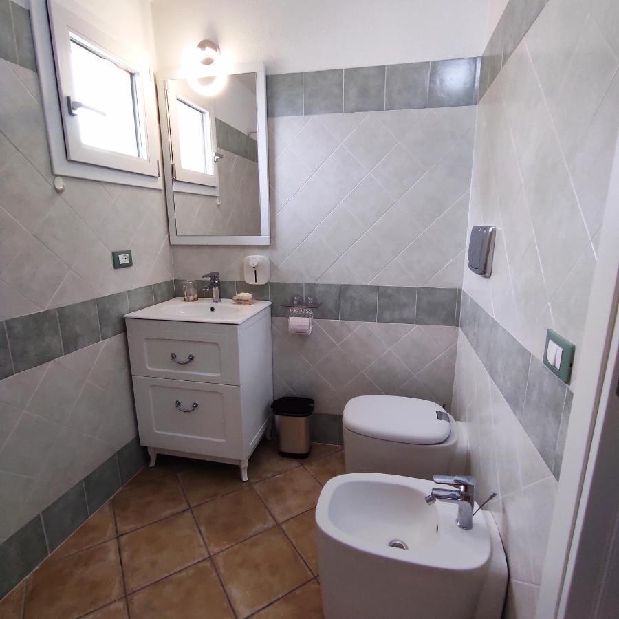 Vista Mare Olbia Bed & Breakfast Bagian luar foto